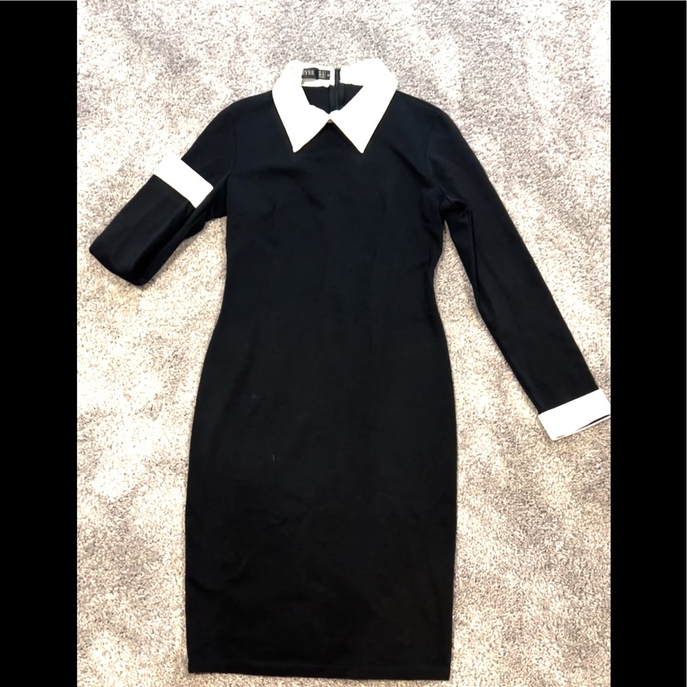 BLACK SHIRT DRESS CONTRAST WHITE CUFFS AND COLLAR.
